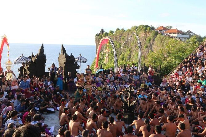 Tanah Lot and Uluwatu Temple Tour Including Seafood Dinner at Jimbaran Beach - Why Tanah Lot and Uluwatu in one afternoon makes sense