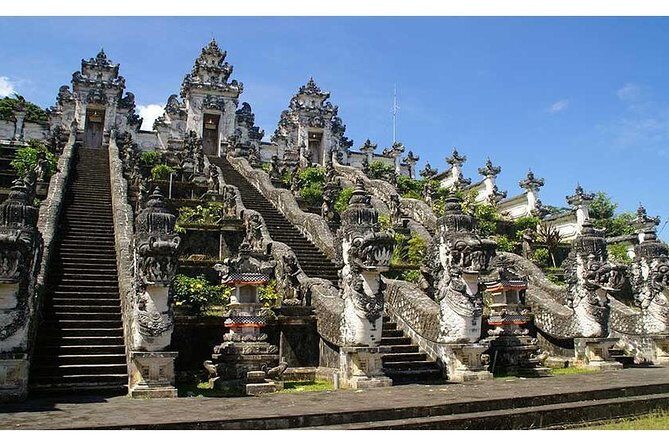 Tour Gate of Heaven at Lempuyang Temple - Blue Lagoon Snorkeling with lunch - Why Lempuyang Gate of Heaven works best before the crowds