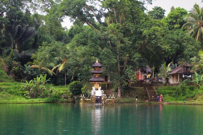 Traditional Balinese Cooking Class with Ubud Tour - A full-day plan that links cooking to real Bali