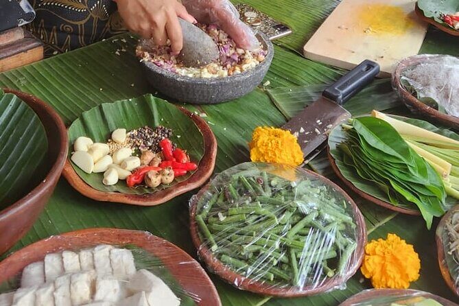 Traditional Balinese Cooking Class with Ubud Tour - Timing and getting there: 7:00 am pickup, about 8 hours