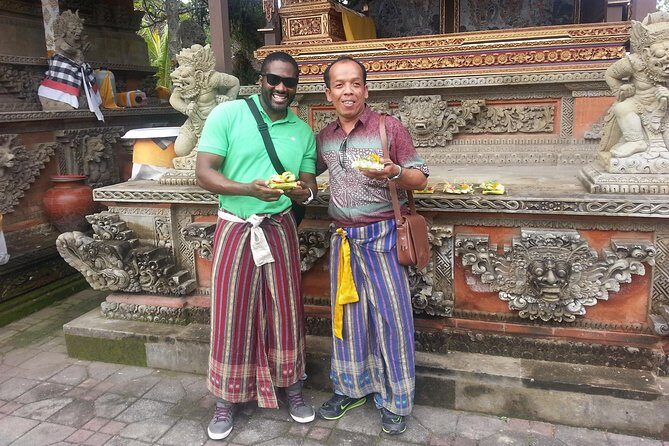 Ubud Tegalalang Rice Teracce & Tanah Lot Tour - Mas woodcarving center: where Bali’s craftsmanship gets specific