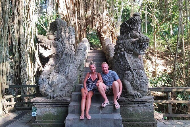 Ubud Tour - Ubud Highlight - Private Tour All inclusive - Tegenungan Waterfall: the 15-meter photo moment
