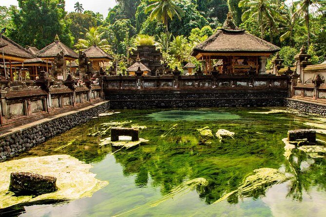Ubud Village Sightseeing, Famous Paddy Field And Ubud Waterfall - Tirta Empul: purification pools and what the legend adds