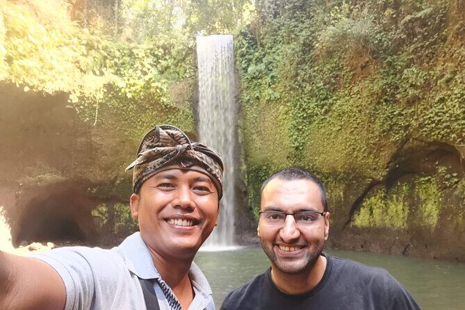 Ubud Village, Tegalalang Rice Terrace Swing, Tirta Empul Temple and Waterfafall - Tirta Empul Temple: Holy Spring Water and Real-World Ritual