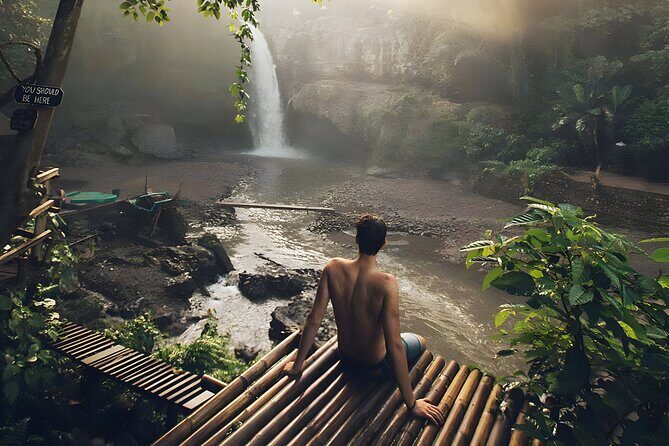 Ubud VW Safari Bali Tour - Volkswagen Classic Car Trip - Sacred Monkey Forest Sanctuary: fun, but use common-sense rules