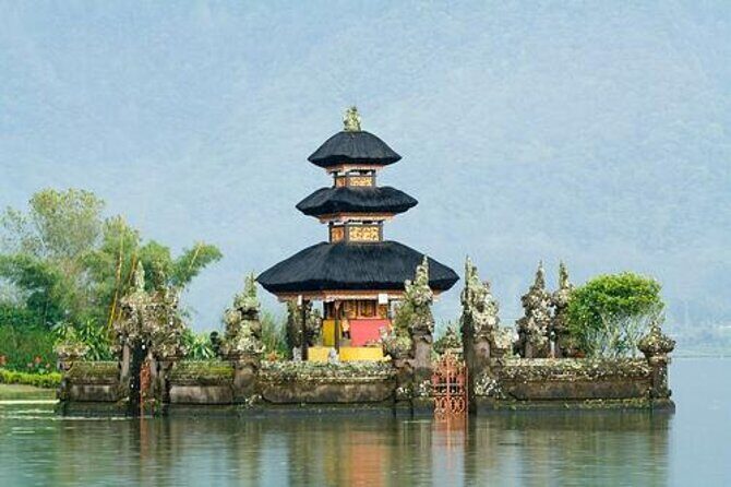 Ulun Danu Temple, Handara Gate, Wanagiri And Banyu Mala Waterfall - Banyumala Twin Waterfalls: the north-Bali reward