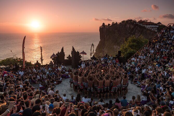 Uluwatu Cliff Temple sunset Tour with Kecak Show and Sea Food Dinner at Jimbaran Beach - Who should book this sunset combination, and who should skip it