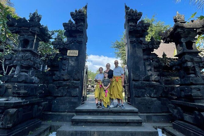 Uluwatu Surrounding: GWK- Padang Beach- Uluwatu Temple - Guide tips that make the day smoother (heat, tickets, and monkeys)