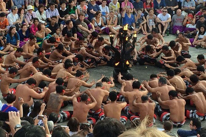 Uluwatu Temple & Kecak Fire Dance Show (Include All Tickets) - Entering the Temple: How the Sarong and Timing Help