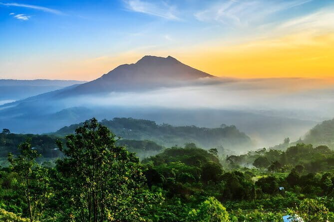 Waterfall Tour: North Bali Best Waterfalls - How the Guide and the Private Format Improve Your Day