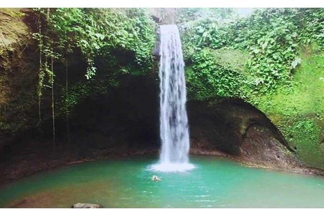 Waterfall Tour:Tegenungan-Kanto Lampo-Tukad Cepung and Tibumana- Free transport - Stop 2: Kanto Lampo, The 24-Hour Waterfall Option