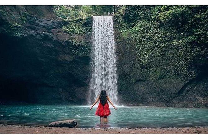Waterfall Tour:Tegenungan-Kanto Lampo-Tukad Cepung and Tibumana- Free transport - Stop 1: Tegenungan Waterfall Near Ubud (Easy Start, Swim-Friendly Energy)